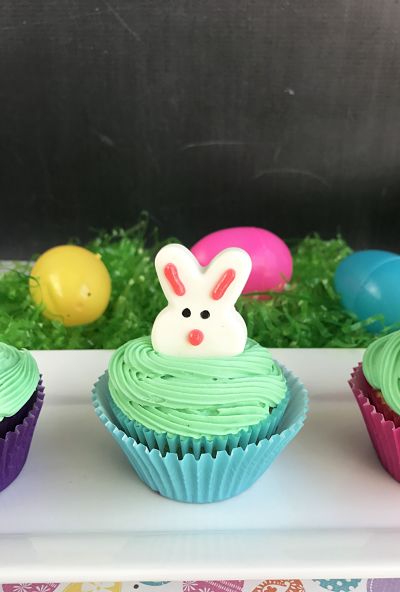 Grandpa Shorter's Easter Bunny Cupcakes