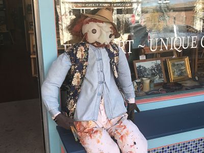 Downtown Petoskey Scarecrow Contest
