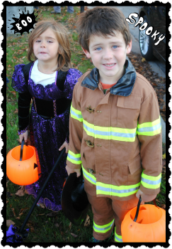 Petoskey’s Downtown Trick or Treating Tradition #PureMichigan #Michigan #Petoskey #Halloween