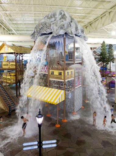 Beat the Winter Blues at a Michigan Indoor Water Park